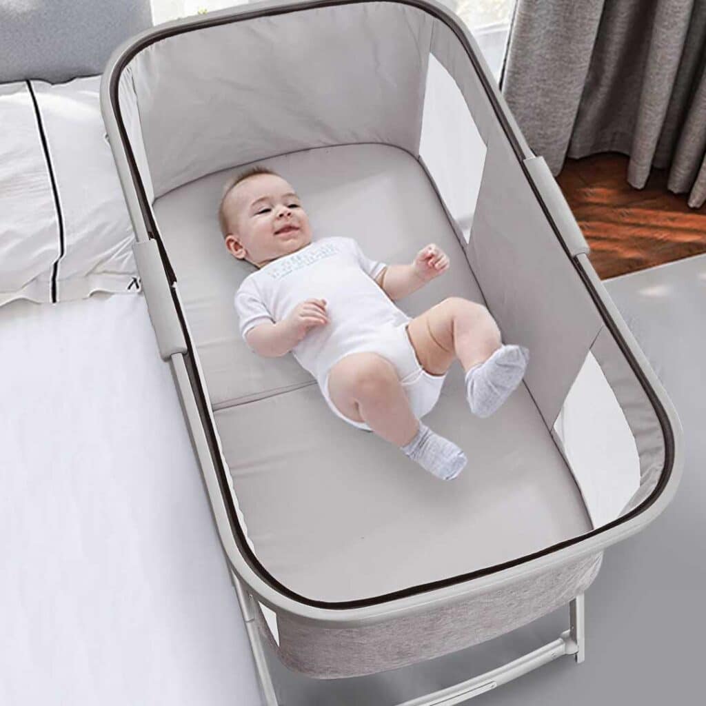 baby-inside-full-view-mobile-size-prego-luna