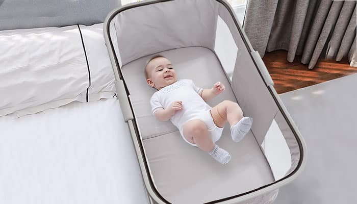baby-inside-full-view-prego-luna